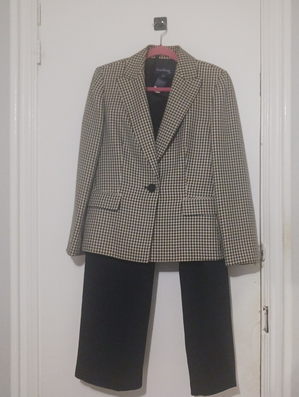 Evan-Picone houndstooth pantsuit set, size 14